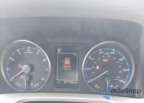 2017 Toyota Rav4 Xle z USA, uszkodzony, nr VIN JTMRFREV8HD200045